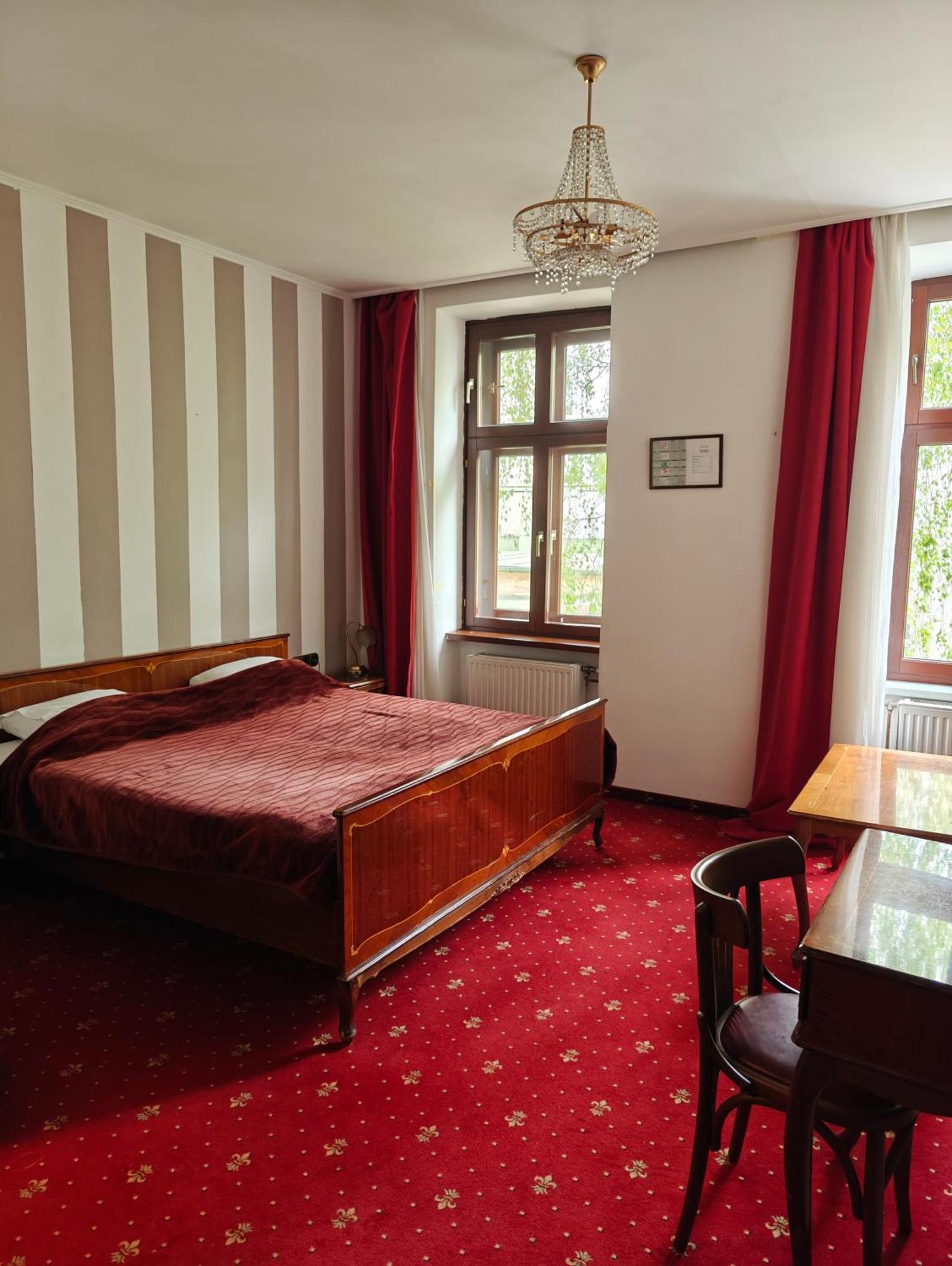 Hotel Viktoria Viena Exterior foto