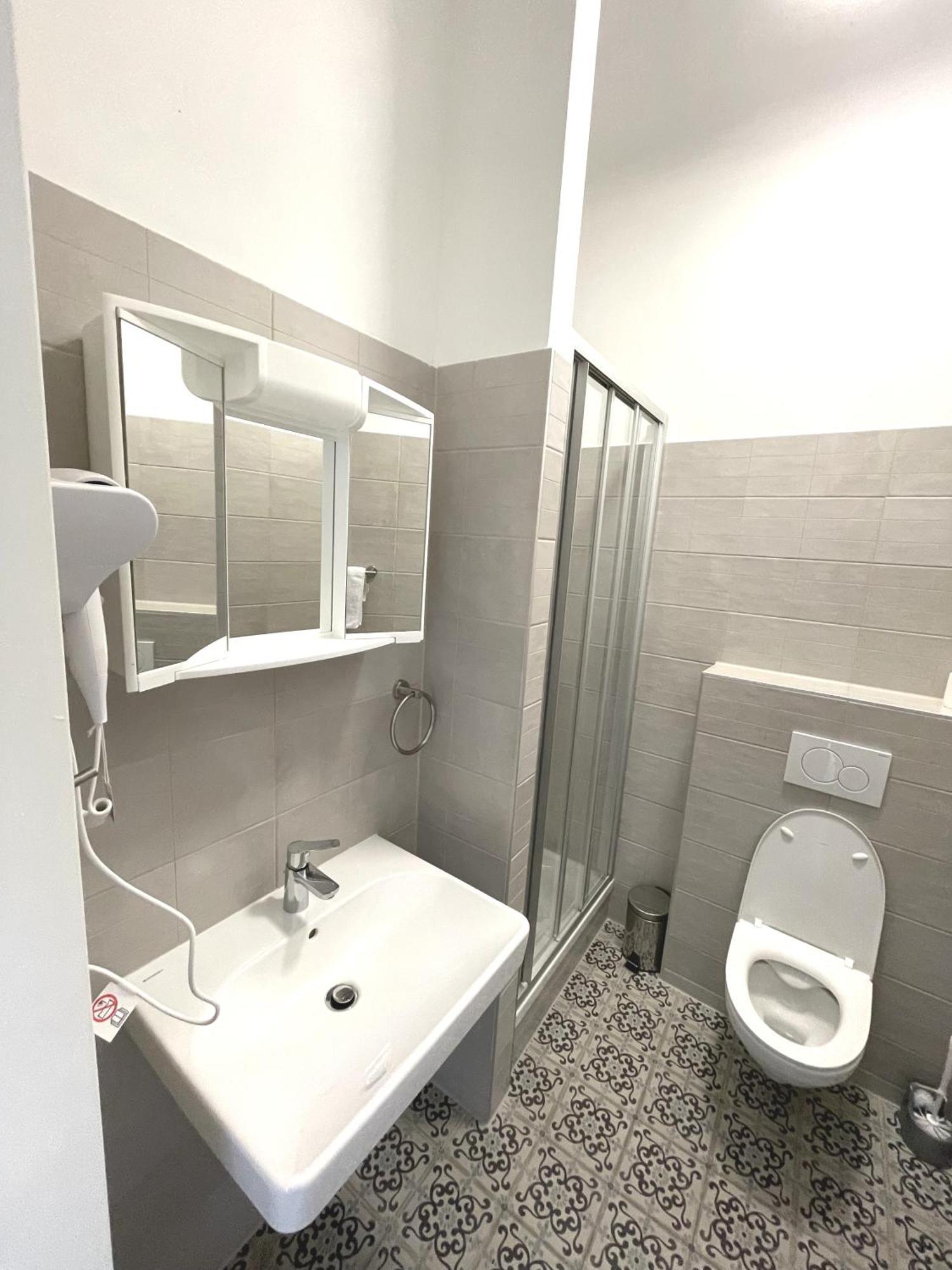 Hotel Viktoria Viena Habitación foto